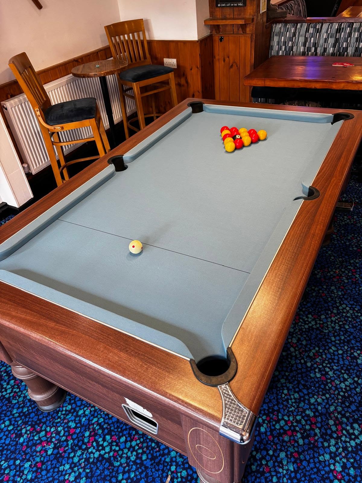Pool table